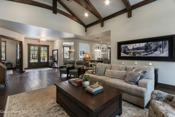$2,799,000 | 399 Forest Knolls Drive, Sandpoint, ID 83864