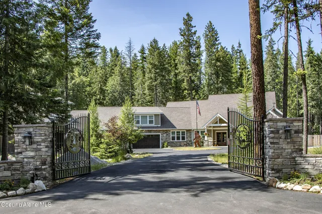 $2,850,000 | 399 Forest Knolls Drive, Sandpoint, ID 83864