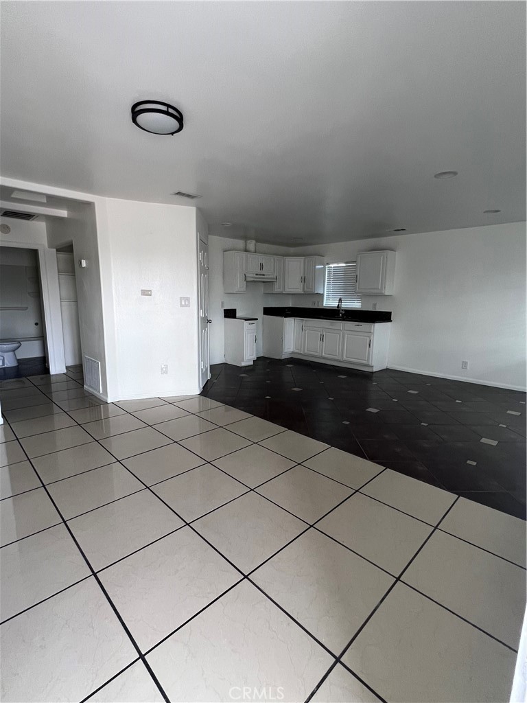 10674 Locust Avenue Bloomington, CA 92316 - Photo 17 of 50