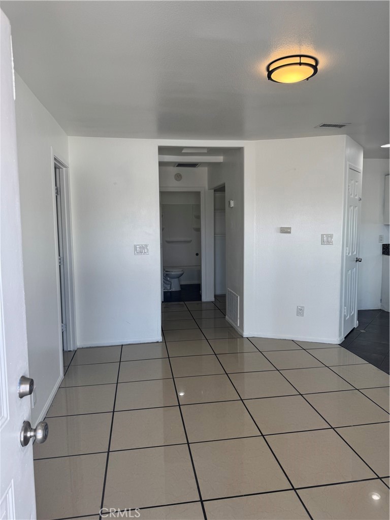 10674 Locust Avenue Bloomington, CA 92316 - Photo 18 of 50