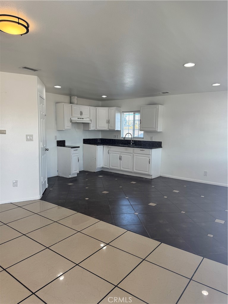 10674 Locust Avenue Bloomington, CA 92316 - Photo 19 of 50