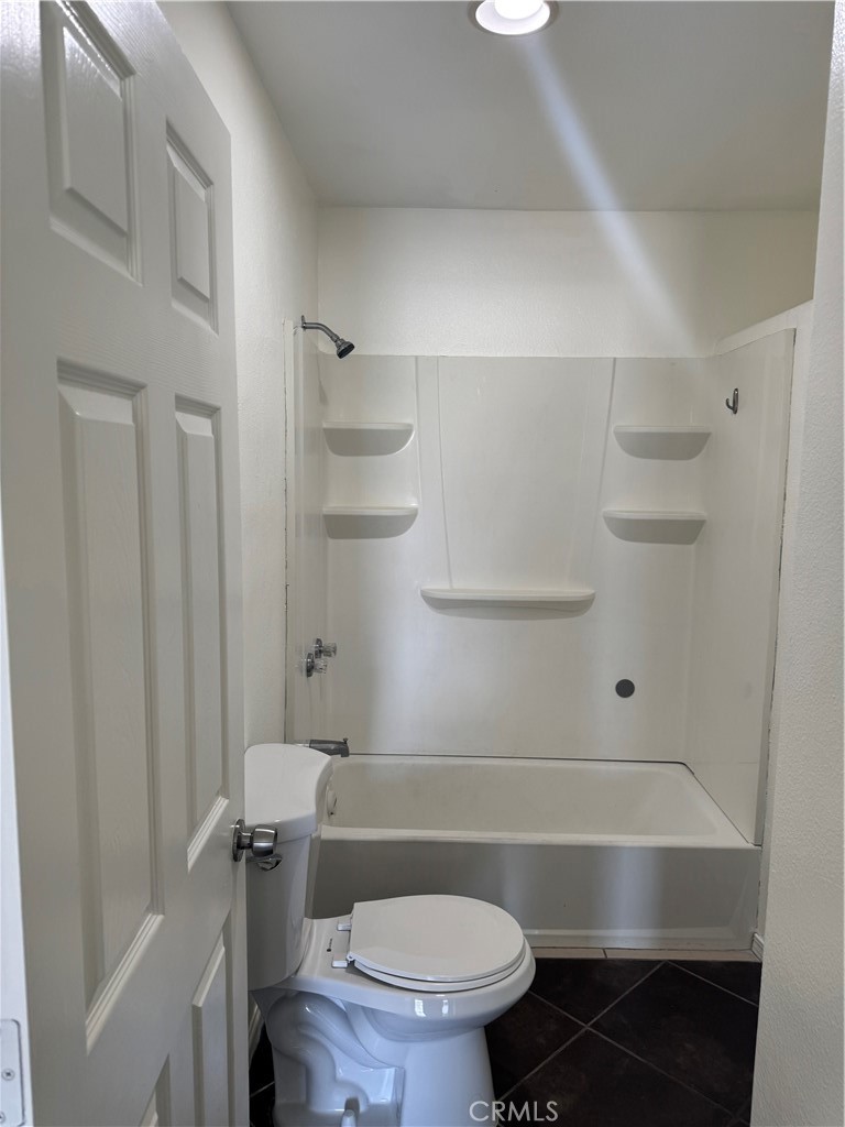 10674 Locust Avenue Bloomington, CA 92316 - Photo 25 of 50