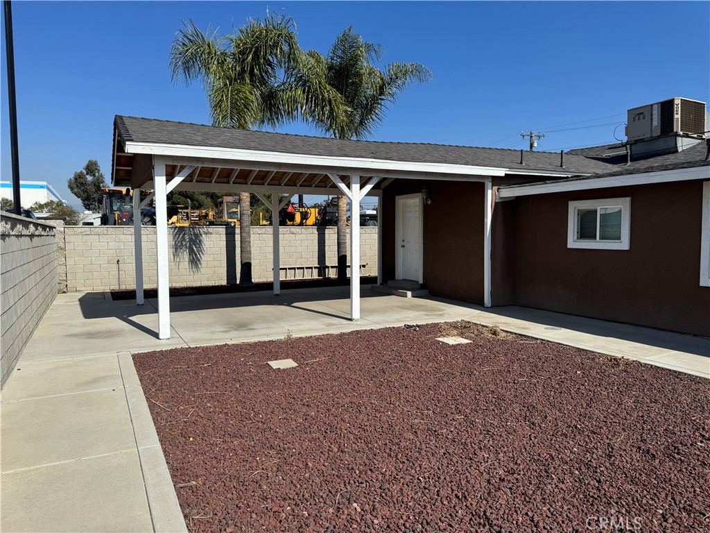 10674 Locust Avenue Bloomington, CA 92316 - Photo 47 of 50