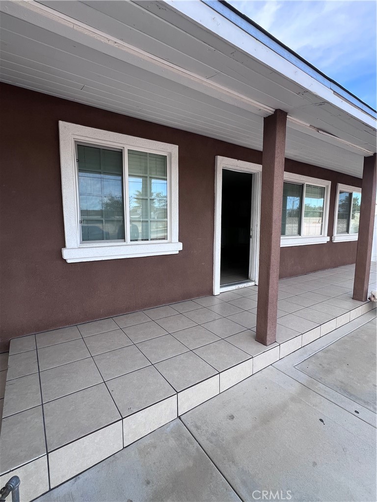 10674 Locust Avenue Bloomington, CA 92316 - Photo 6 of 50