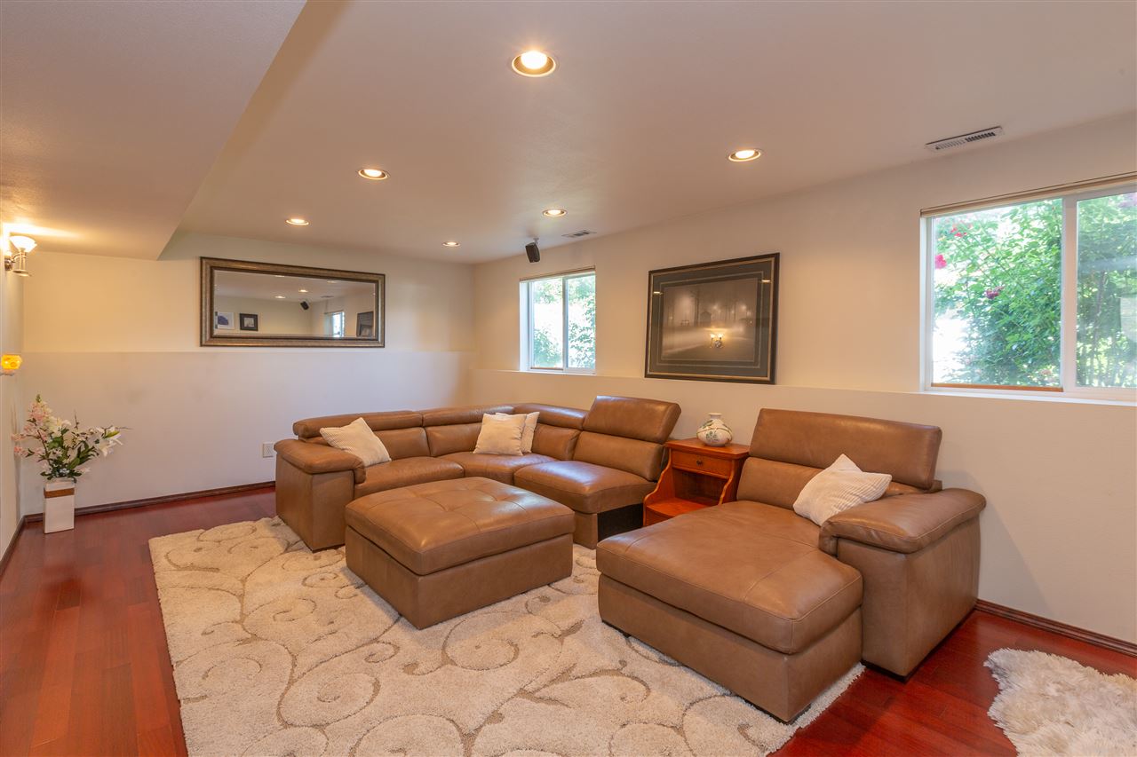 704 South McMillan Road Spokane Valley, WA 99016 - Photo 5 of 20 Gallery Image 5
