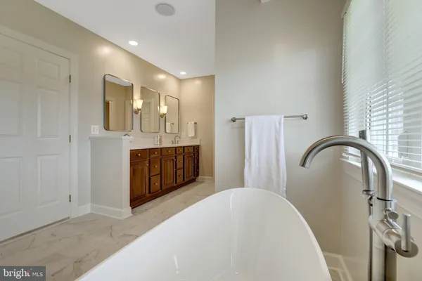 $1,750,000 | 22350 Dolomite Hills Drive, Ashburn, VA 20148