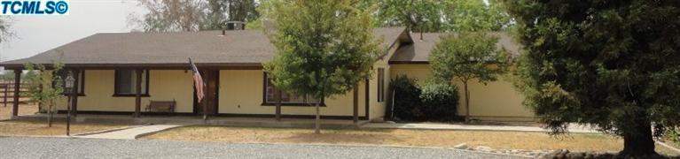 241 South Anderson Road Exeter, CA 93221 - Photo 1 of 19 Primary Photo