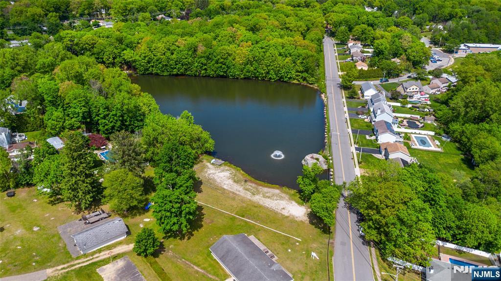 42 Summit Road Oak Ridge, NJ 07438 - Photo 38 of 39