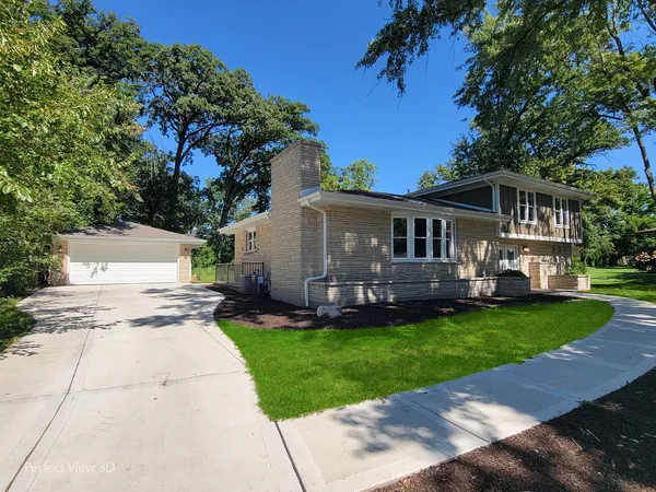 $599,500 | 20044 Kohlwood Drive, Mokena, IL 60448