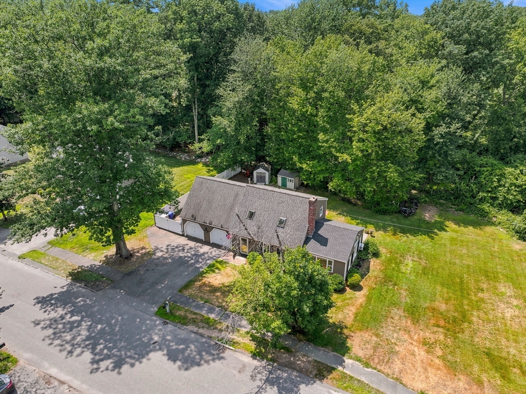 25 Mockingbird Lane Maynard, MA 01754 - Photo 3 of 31