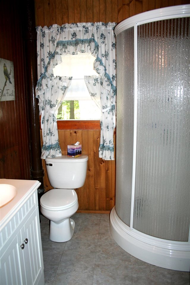 5 Laurel Avenue Rindge, NH 03461 - Photo 14 of 18