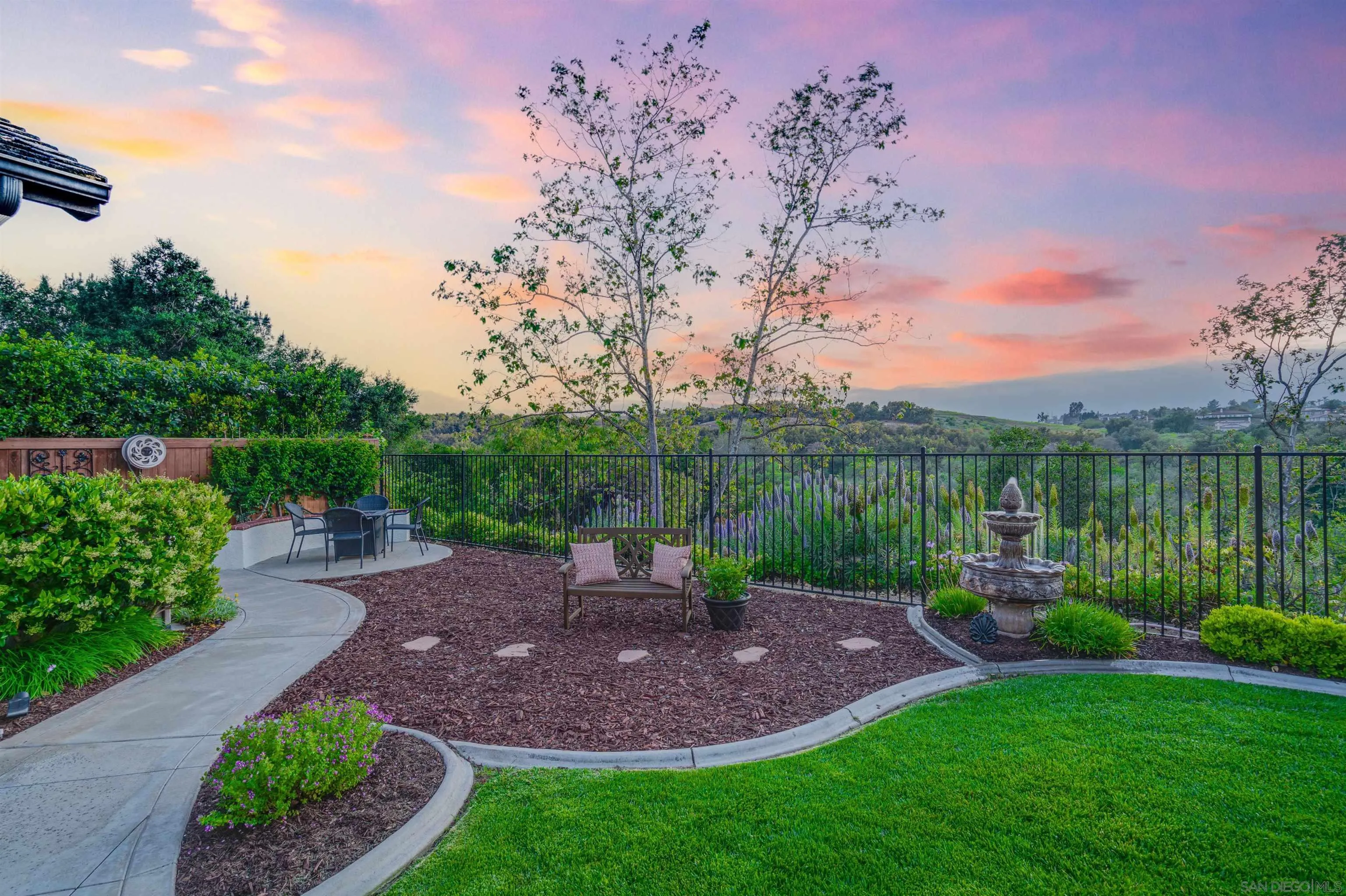 585 Inverlochy Drive Fallbrook, CA 92028 - Photo 33 of 44 Gallery Image 33