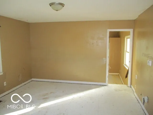 $180,000 | 111 Hillcrest Drive, Shelbyville, IN 46176