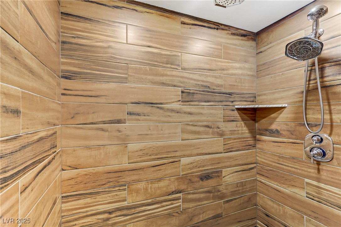 4075 East Oquendo Road Las Vegas, NV 89120 - Photo 30 of 63 basement primary bathroom