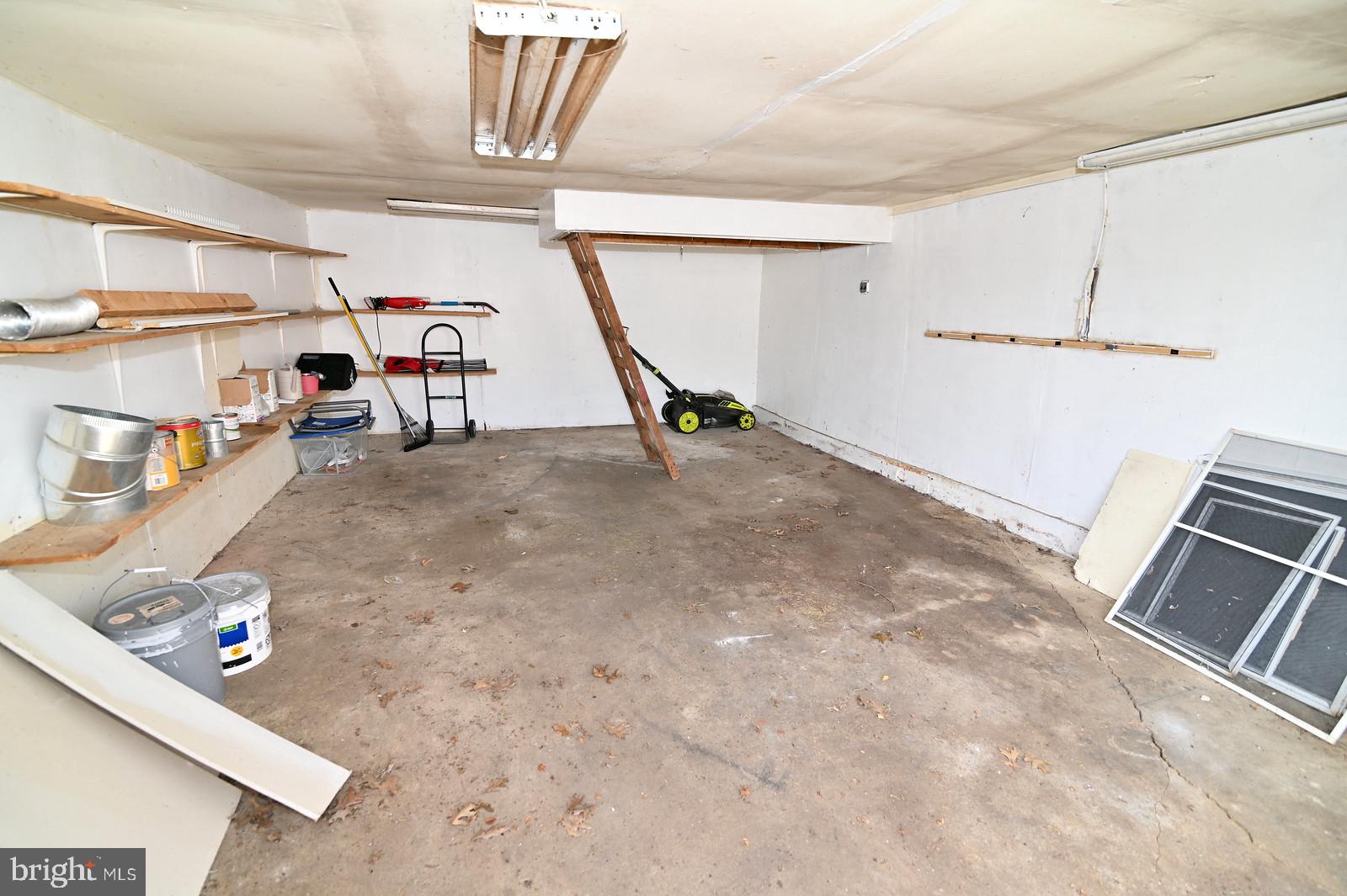 6711 Larkspur Road Morningside, MD 20746 - Photo 48 of 50 GARAGE