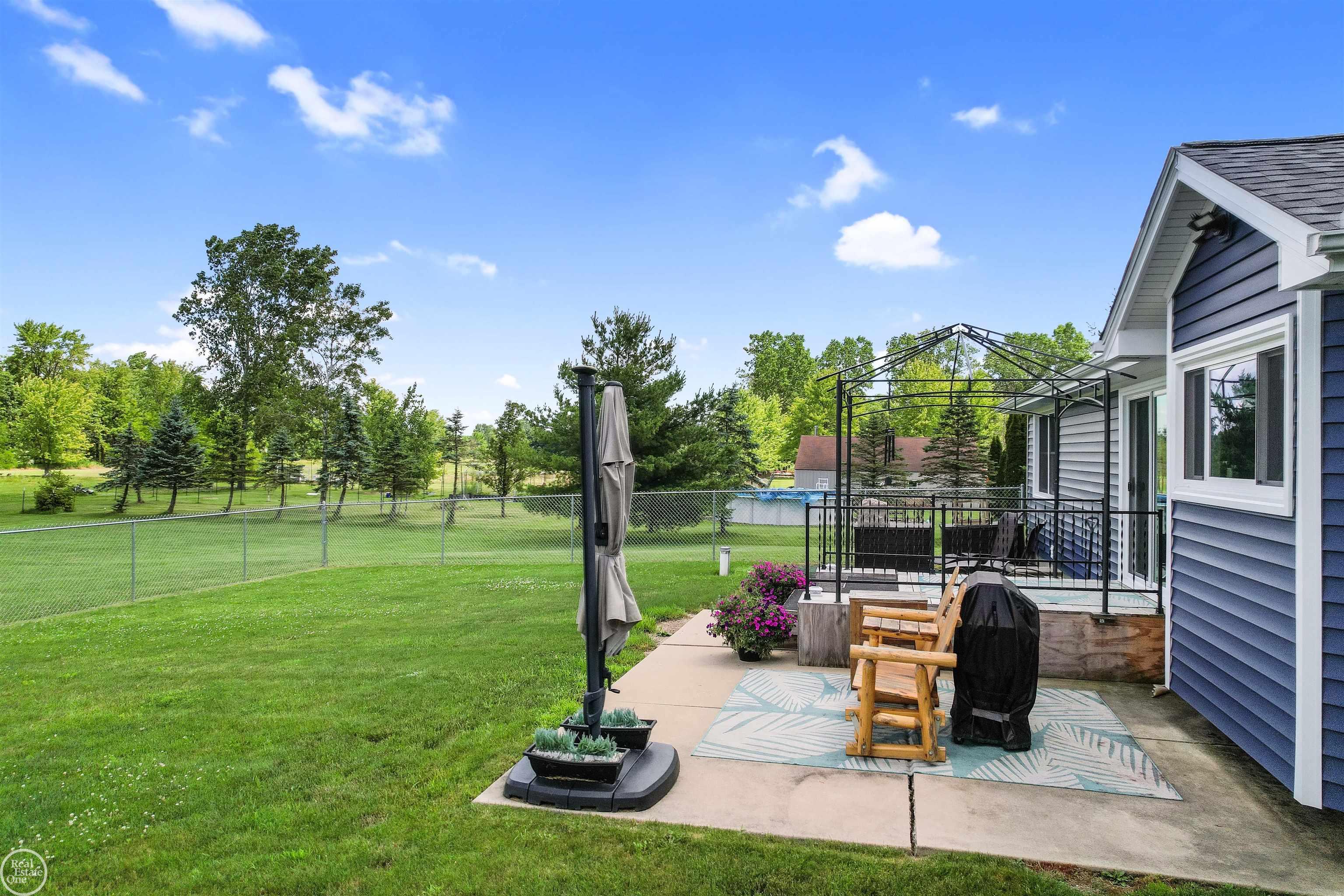 27611 Prinz Road Richmond, MI 48062 - Photo 38 of 50 50180598-edb80459-5e0d-410b-9a54-e93e329a35c3.JPG