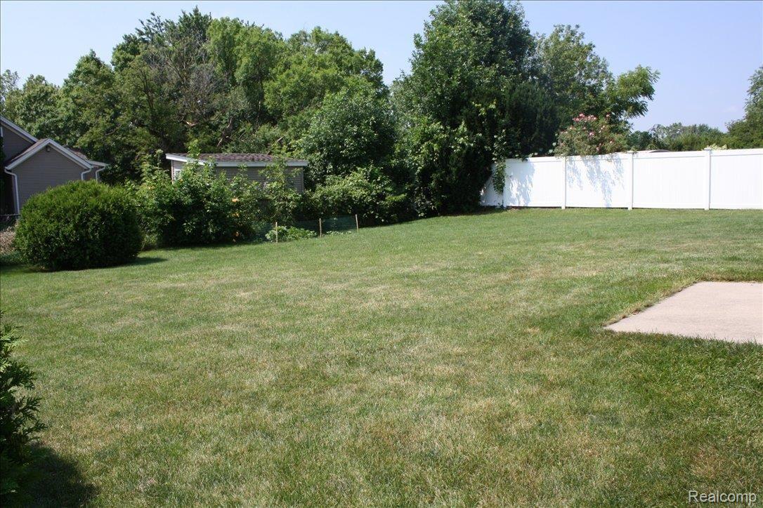 42411 Hanford Road Canton, MI 48187 - Photo 8 of 33 hanford15