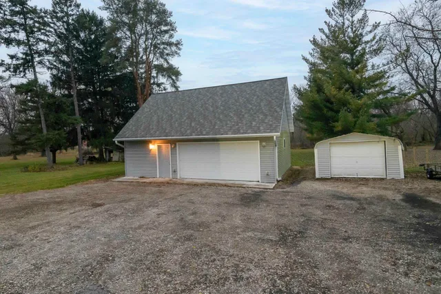 $324,900 | 230 North Watertown Street, Johnson Creek, WI 53038