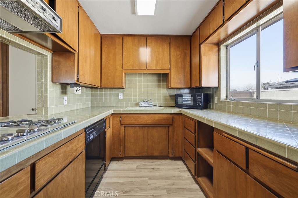 416 West Jean Avenue Ridgecrest, CA 93555 - Photo 6 of 41