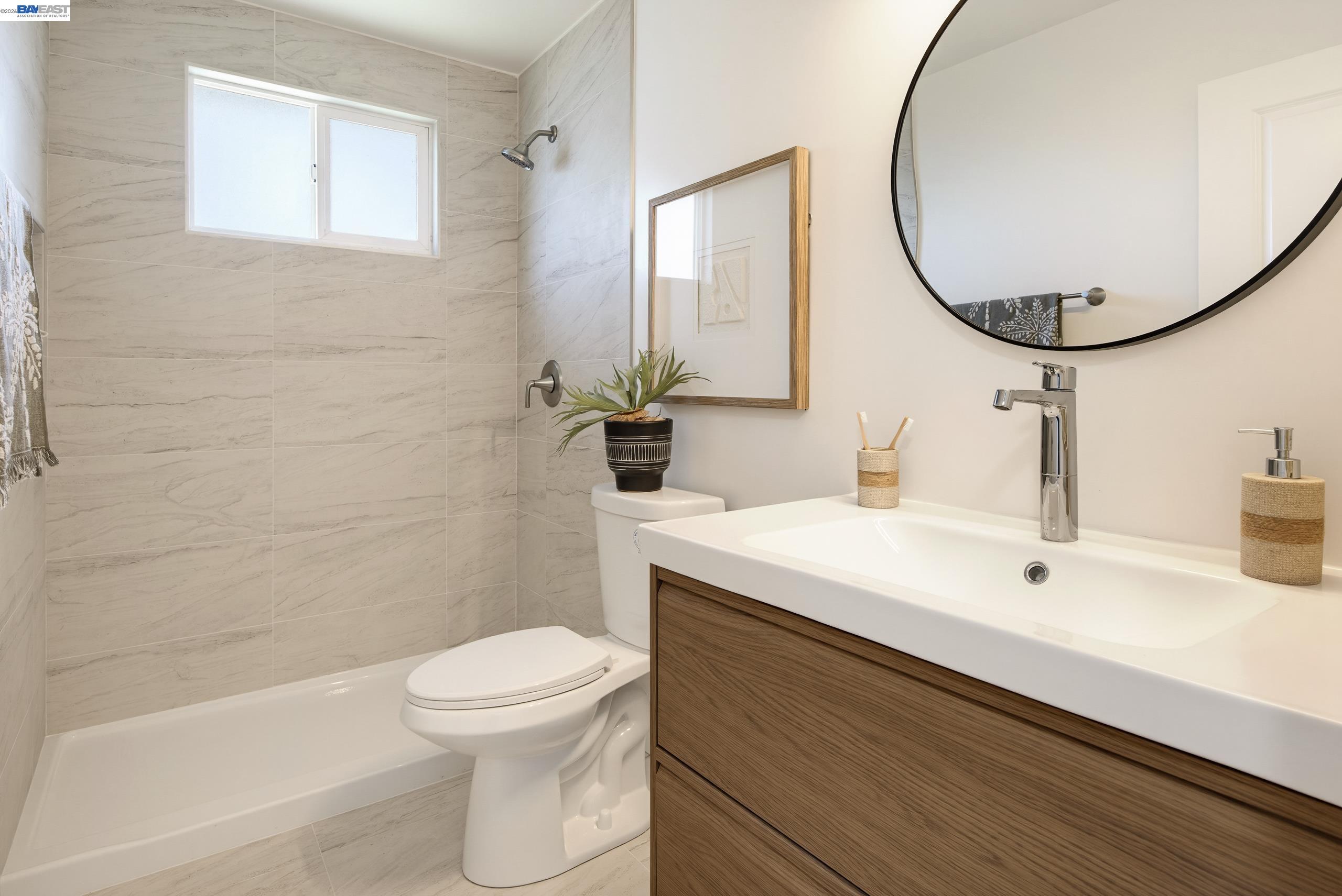 228 West Harder Road Hayward, CA 94544 - Photo 10 of 23 Gallery Image 10