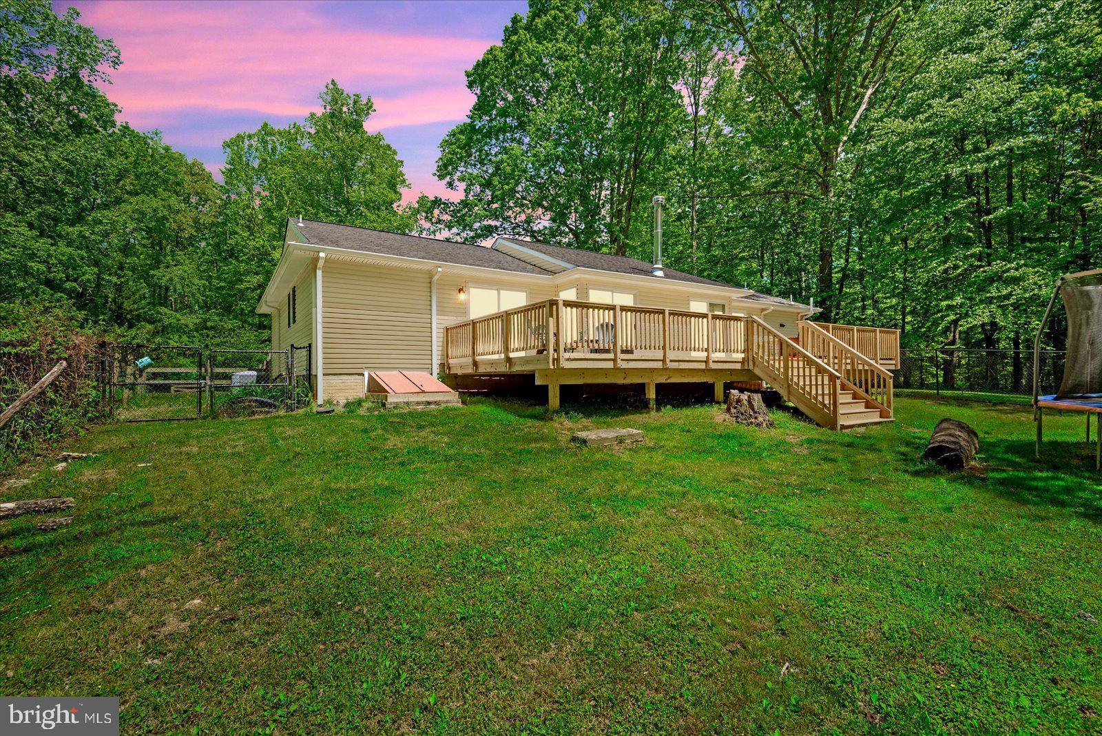 145 Meadows Road Fredericksburg, VA 22406 - Photo 3 of 51 Gallery Image 3