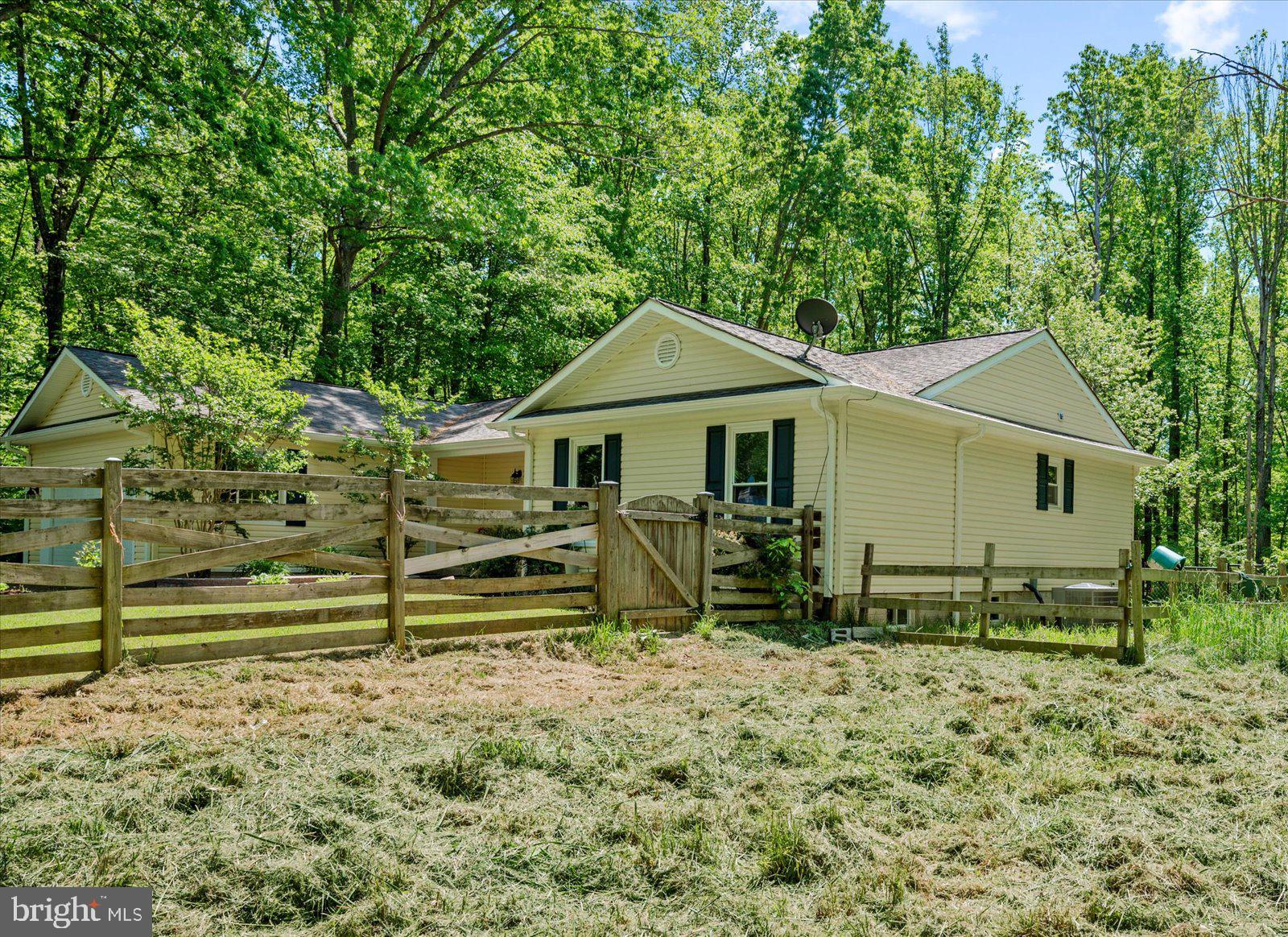 145 Meadows Road Fredericksburg, VA 22406 - Photo 32 of 51 Gallery Image 32