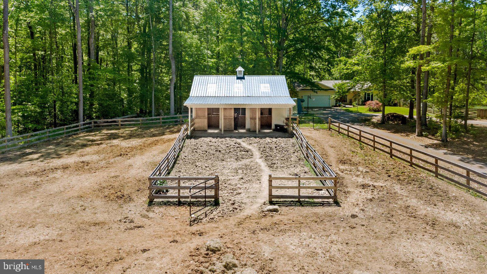 145 Meadows Road Fredericksburg, VA 22406 - Photo 36 of 51 Gallery Image 36