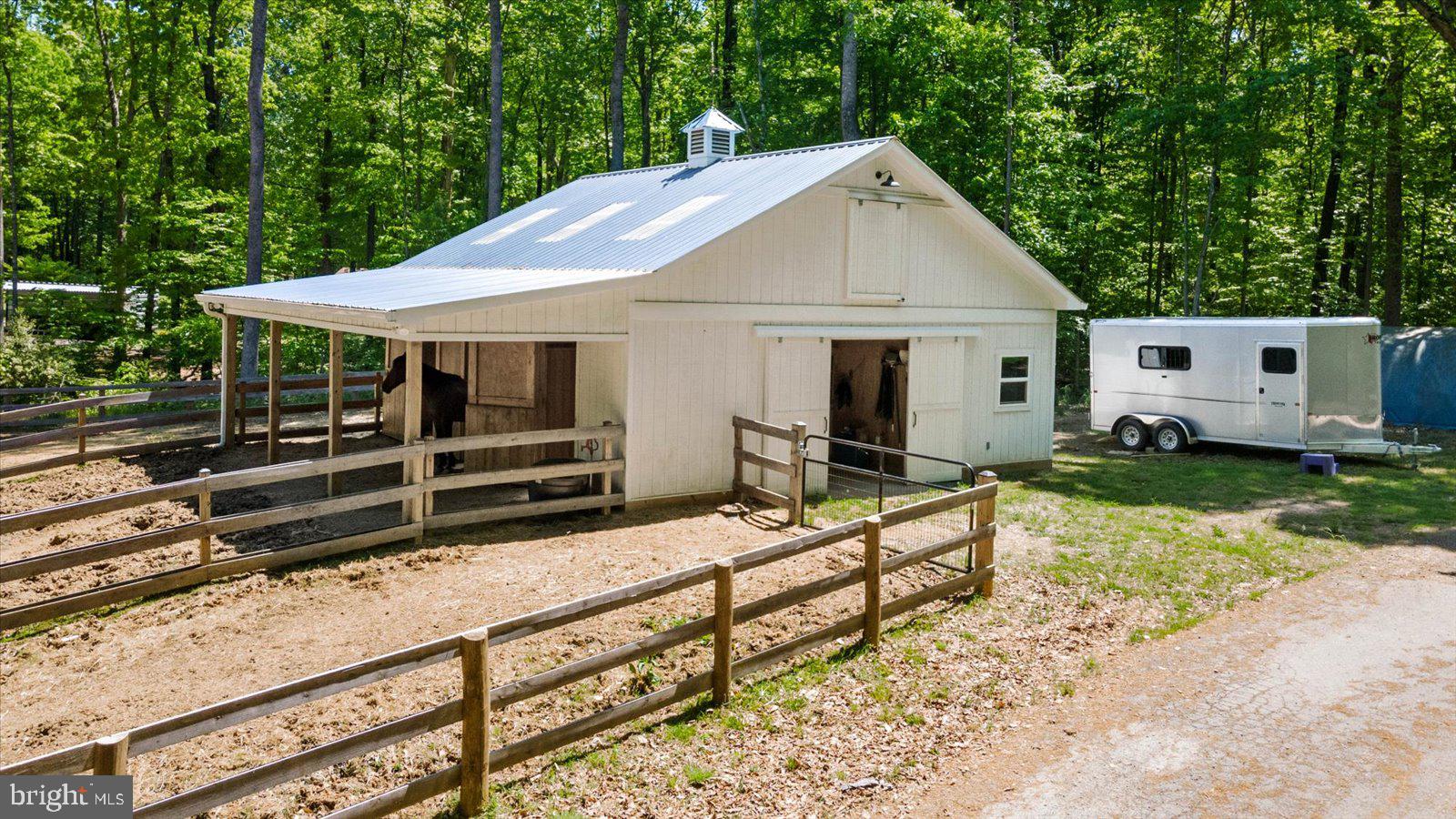 145 Meadows Road Fredericksburg, VA 22406 - Photo 37 of 51 Gallery Image 37