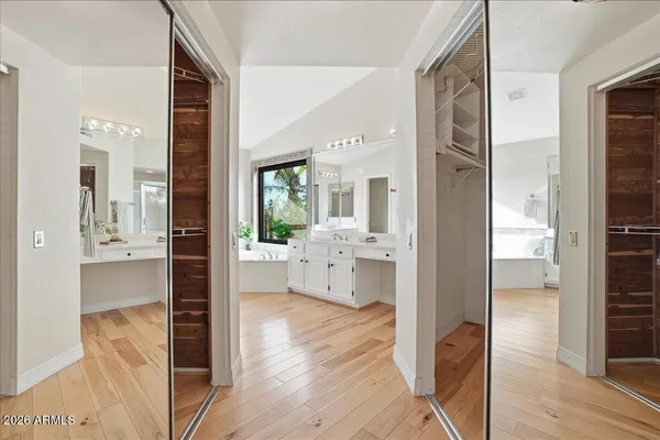 $1,050,000 | 1819 East Catamaran Drive, Gilbert, AZ 85234