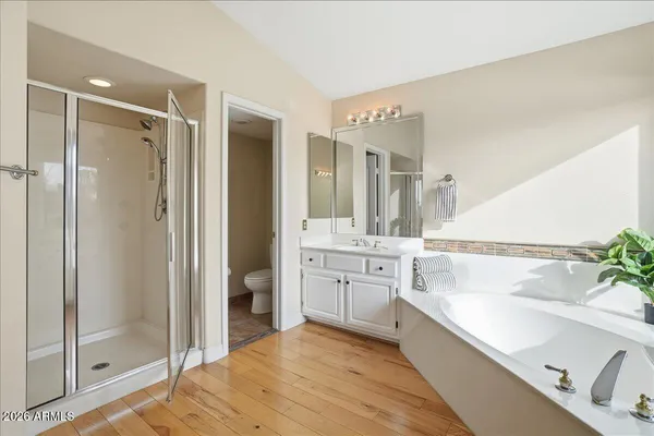 $1,050,000 | 1819 East Catamaran Drive, Gilbert, AZ 85234