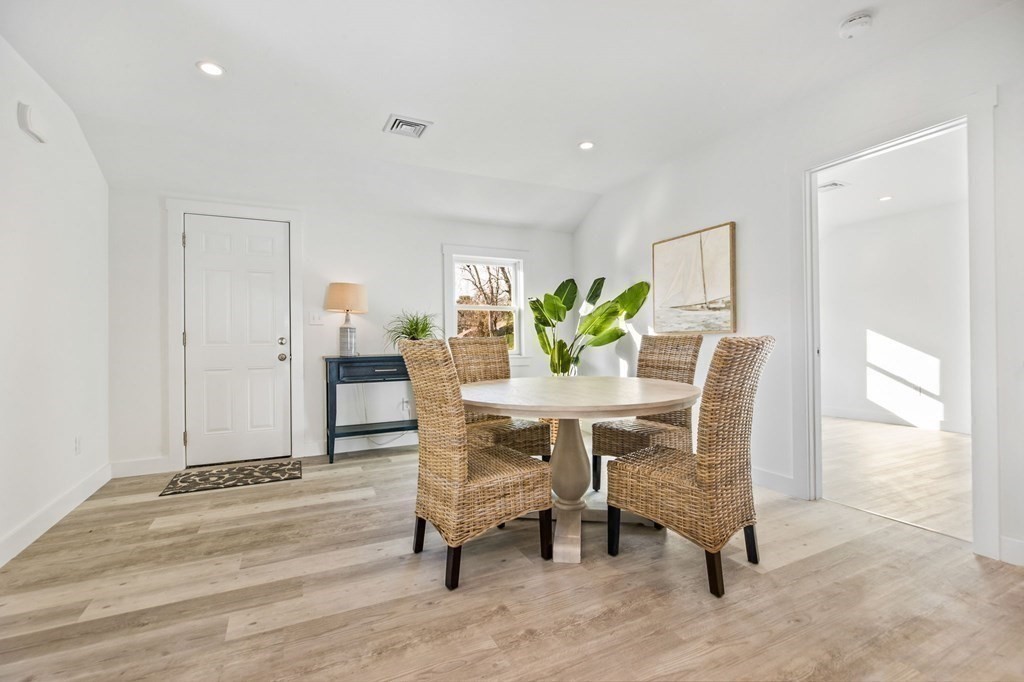 15 Edward Road Marshfield, MA 02050 - Photo 6 of 24 Gallery Image 6