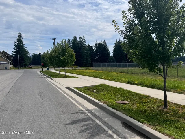 $1,200,000 | Tbd Woodland Drive, Sandpoint, ID 83864