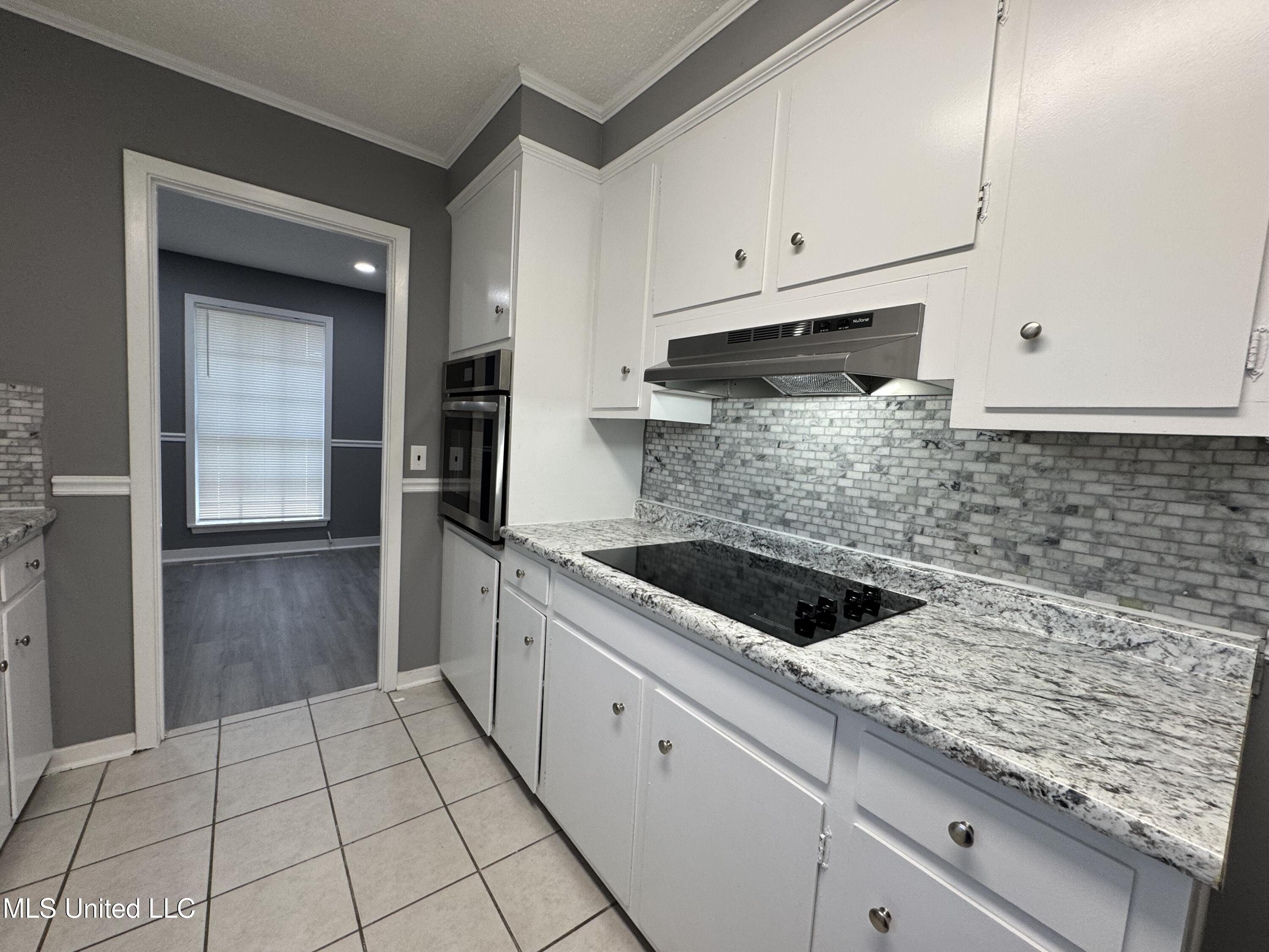 1470 Vernon Circle Jackson, MS 39204 - Photo 9 of 30 IMG_1434