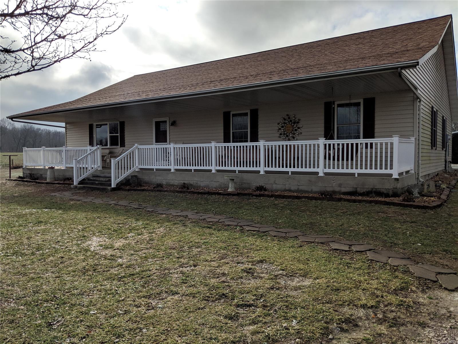 11496 Summerville Road Sparta, IL 62286 - Photo 2 of 48