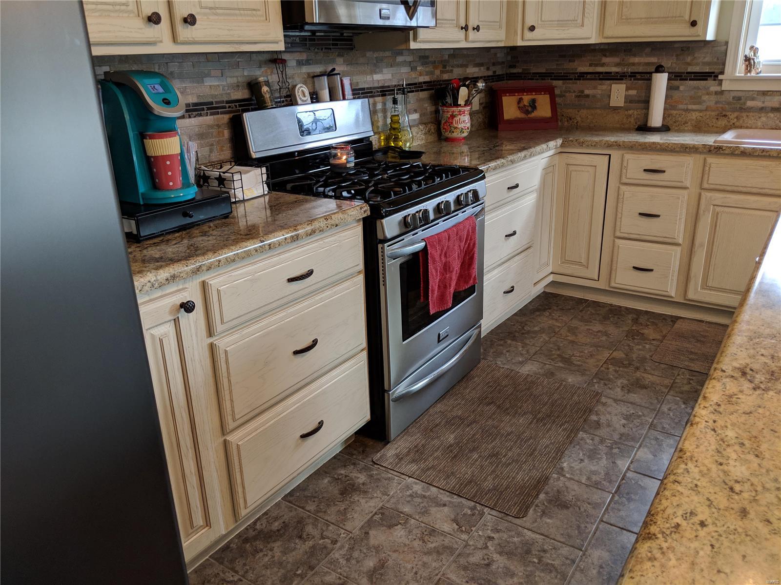 11496 Summerville Road Sparta, IL 62286 - Photo 11 of 48