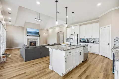 $479,900 | 6465 Shady Acres Lane, Quinlan, TX 75474