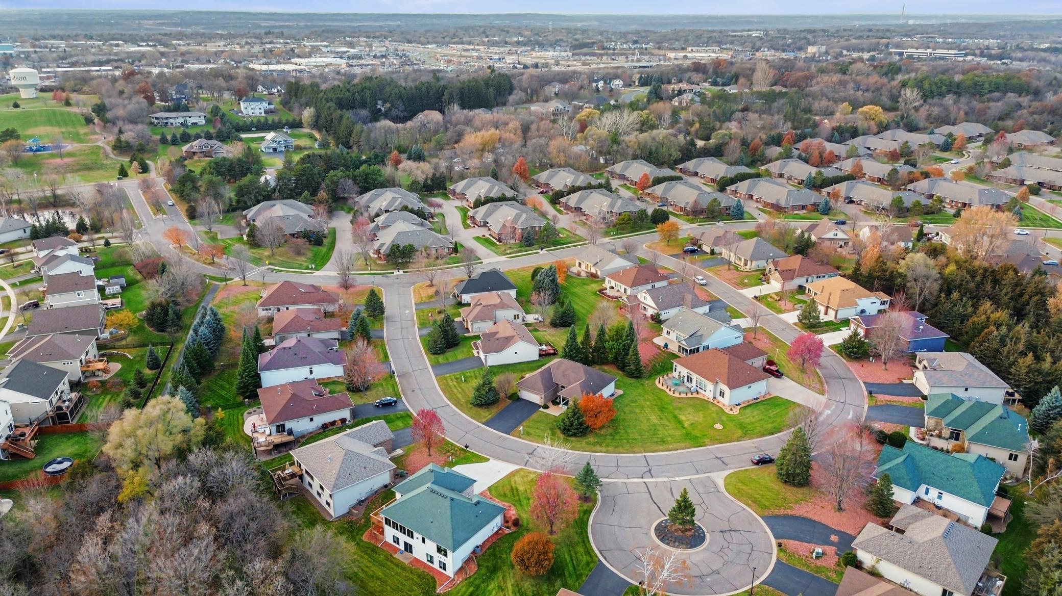 118 Quail Circle Hudson, WI 54016 - Photo 3 of 32