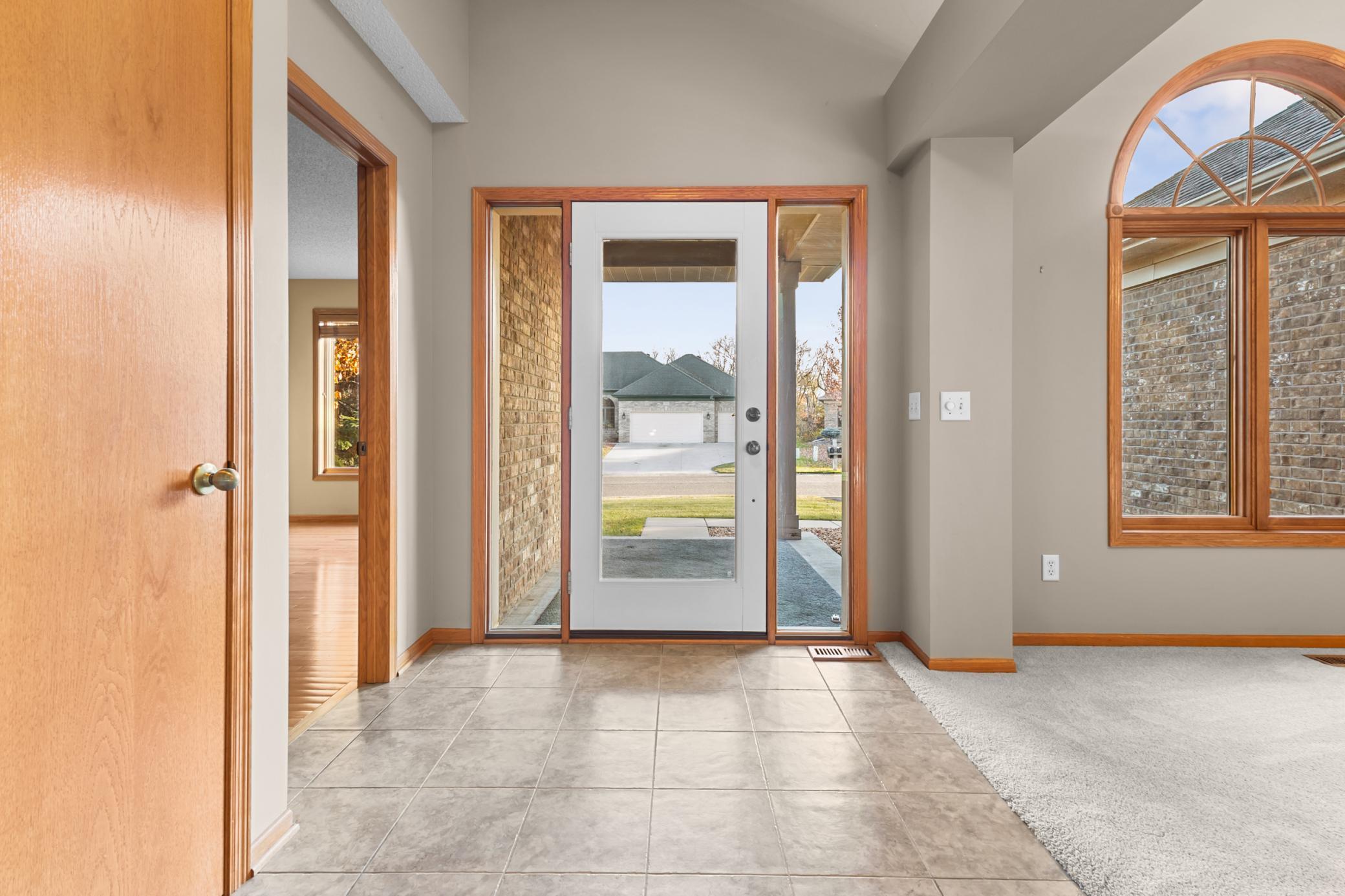 118 Quail Circle Hudson, WI 54016 - Photo 5 of 32