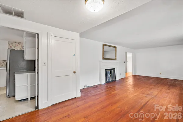 $400,000 | 474 North Main Street, Mars Hill, NC 28754