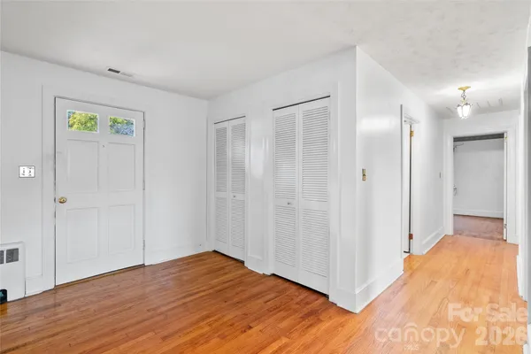 $400,000 | 474 North Main Street, Mars Hill, NC 28754