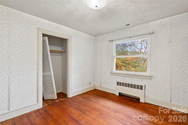 $400,000 | 474 North Main Street, Mars Hill, NC 28754