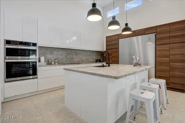 $10,000 | 4528 North 39th Place, Phoenix, AZ 85018