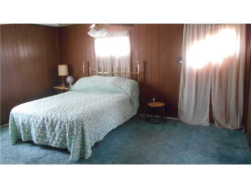 933 East Ridge Avenue Economy, PA 15027 - Photo 5 of 15 Bedroom.
