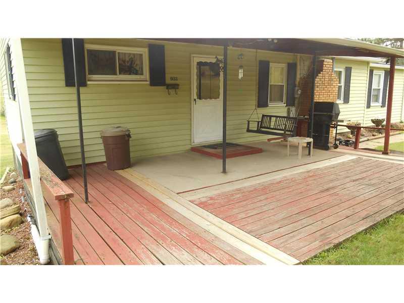 933 East Ridge Avenue Economy, PA 15027 - Photo 6 of 15 Patio/Deck.