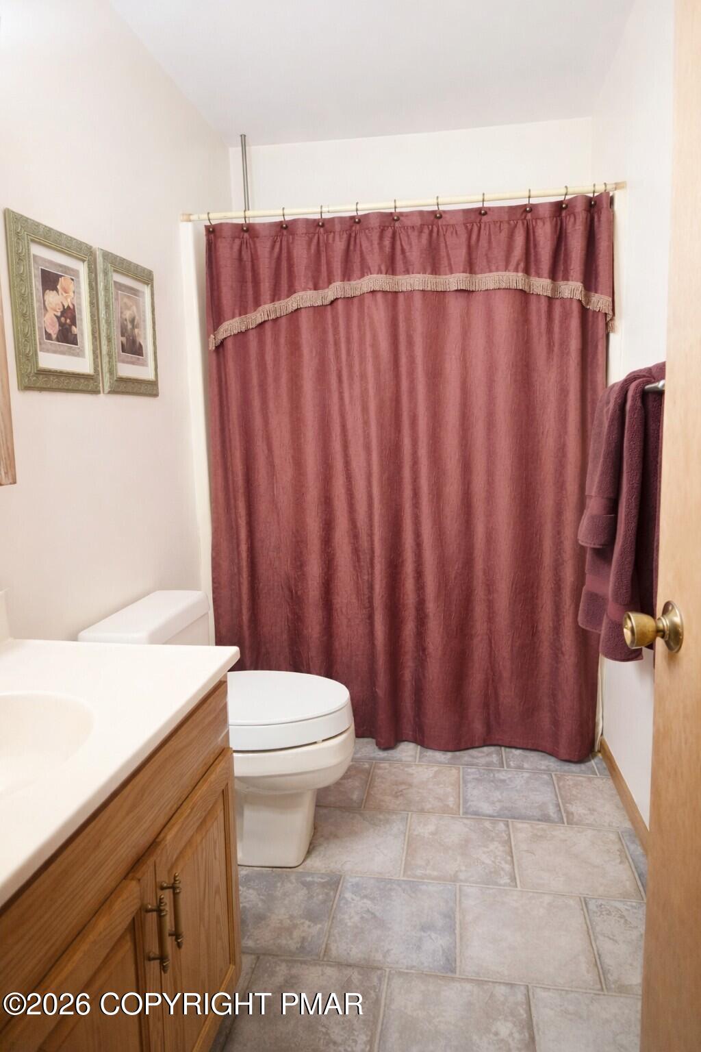 673 Rainbow Terrace Effort, PA 18330 - Photo 16 of 25 Rainbow 1st Floor Bath View 1