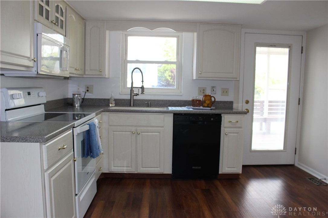 7031 Union Schoolhouse Road Riverside, OH 45424 - Photo 30 of 74 Gallery Image 30