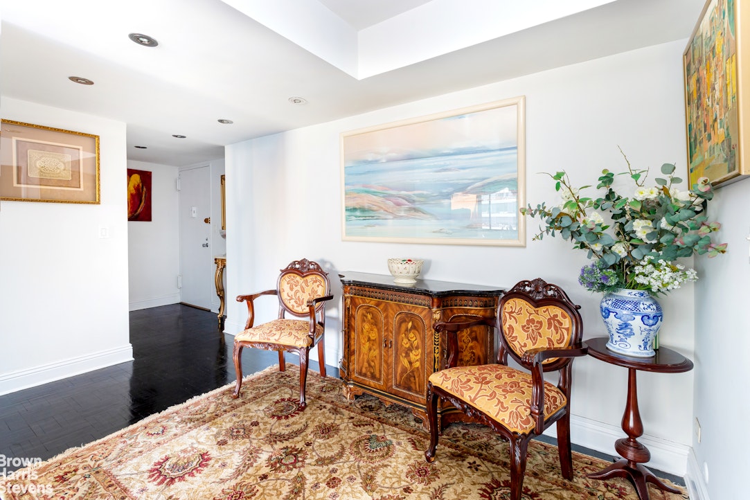 530 East 72nd Street, Unit 10B Manhattan, NY 10021 - Photo 6 of 17