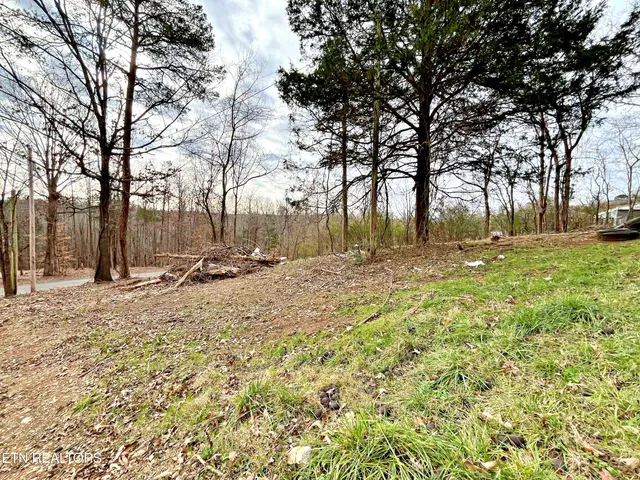 $89,900 | 110 Pinecrest Drive, Loudon, TN 37774