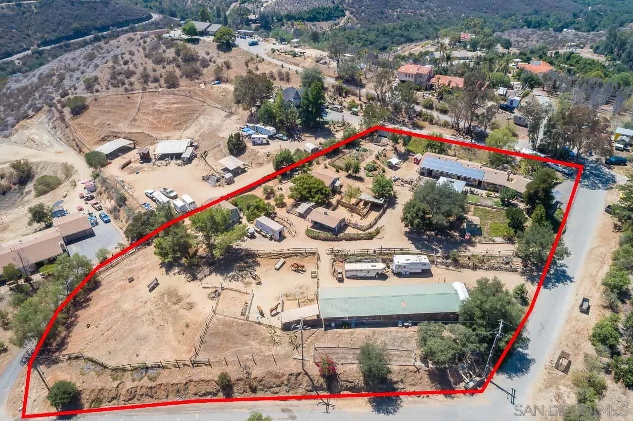 2029 Willow Glen Road Fallbrook, CA 92028 - Photo 1 of 46