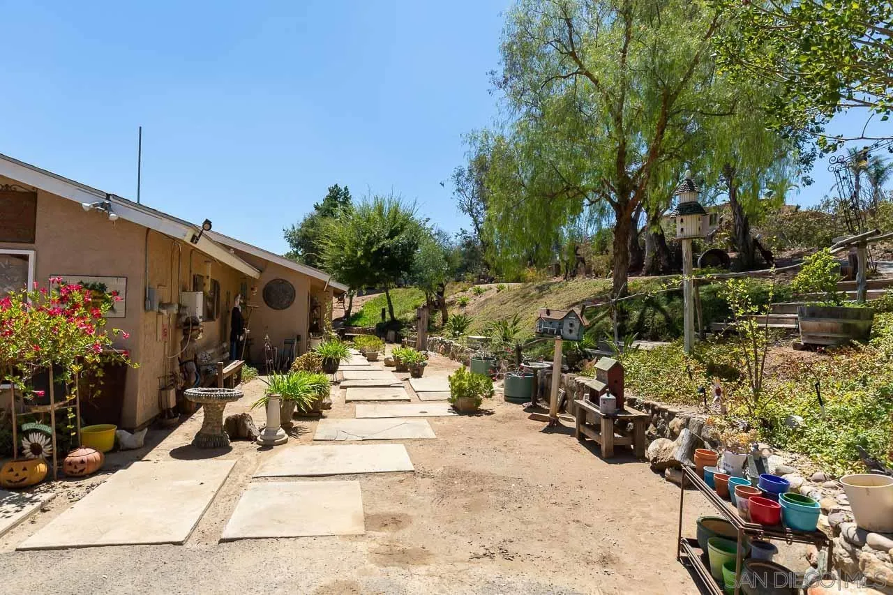 2029 Willow Glen Road Fallbrook, CA 92028 - Photo 3 of 46 a view of the patio with couches and potted plants